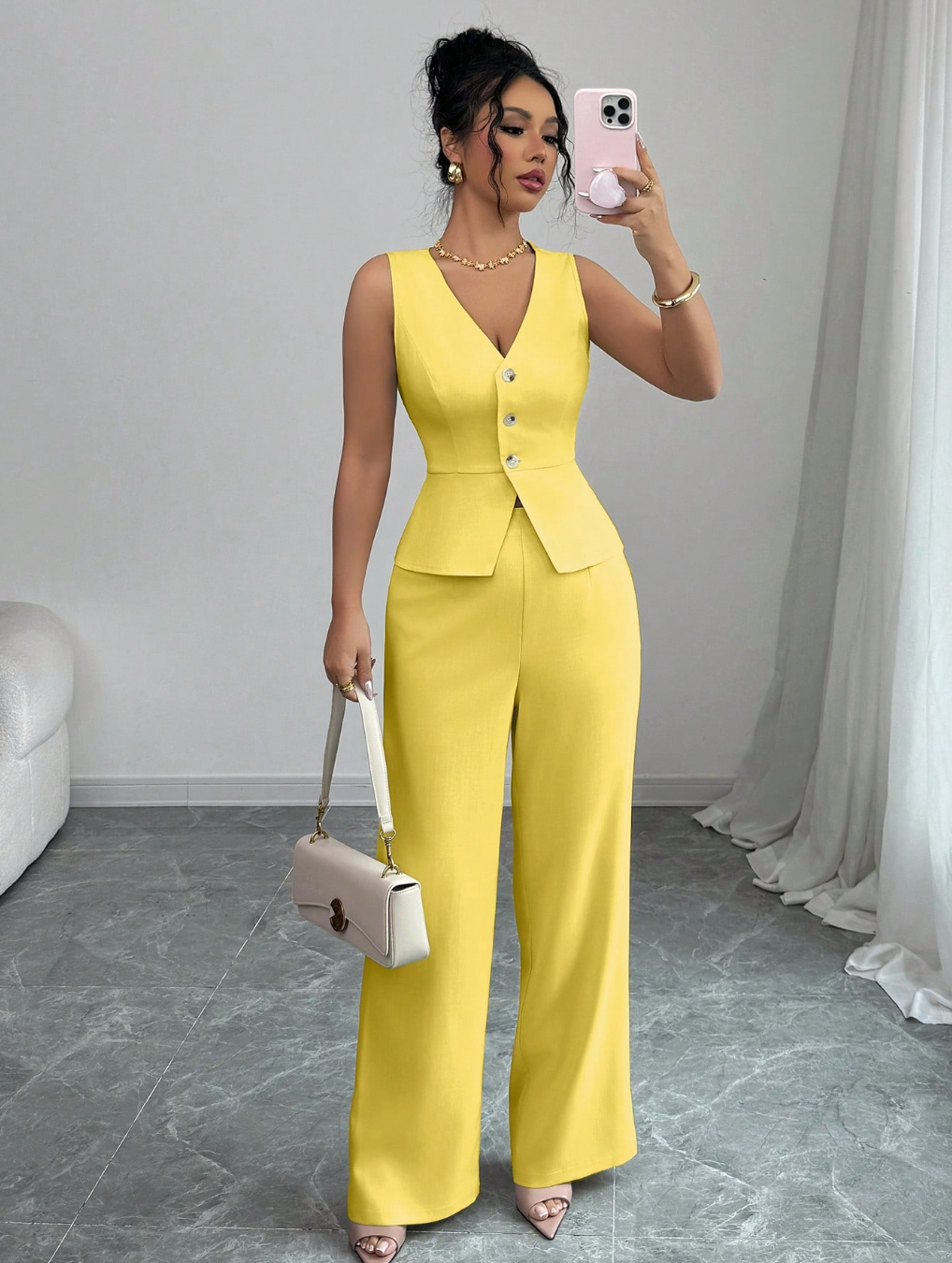 Elegant sleeveless vest and trouser set